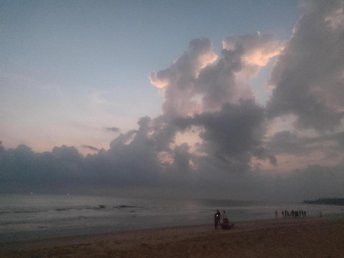 Sunshine Service Villa Kannur Buitenkant foto